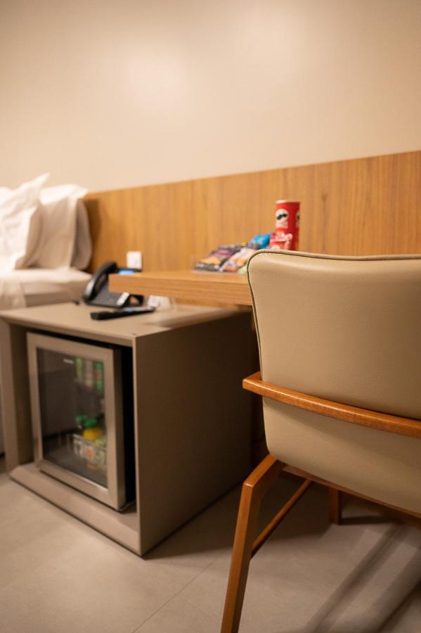 Amazon Aeroporto Hotel クイアバ エクステリア 写真